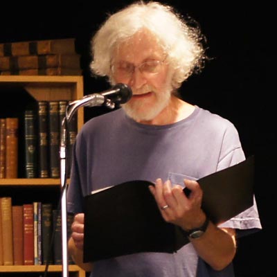 Chet Gottfried reading, photograph by Ron Crandall